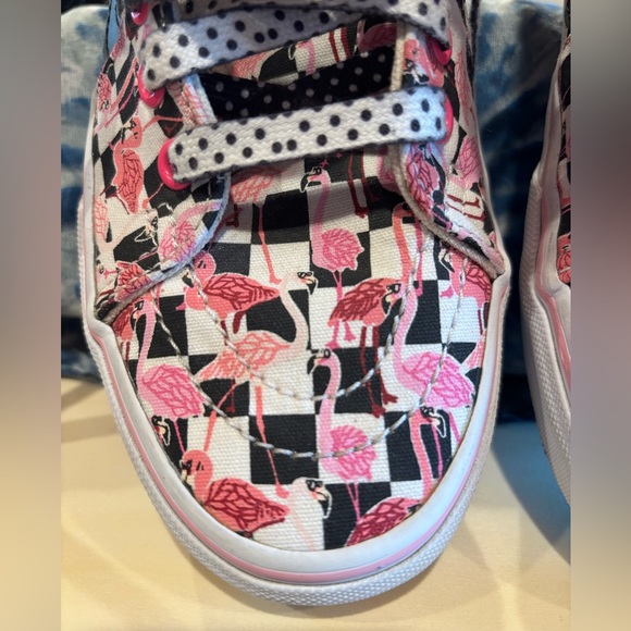Vans skateboard shoes with checkerboard and flamingo 🦩 size men 5.5   women 7 - Picture 6 of 10